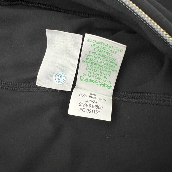 LILLY PULITZER Luxletic BLACK  Full Zip Women's Jacket SIZE S - Picture 7 of 7
